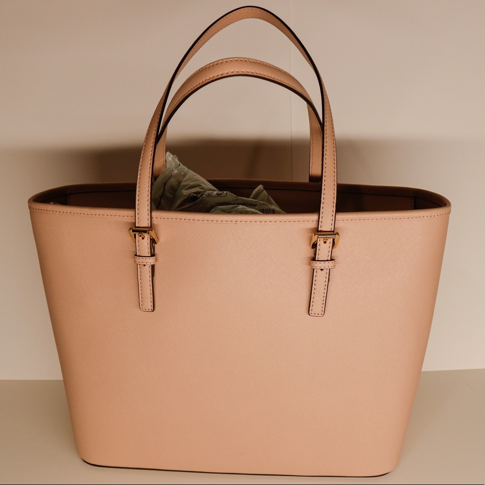 NWT Michael Kors Jet Set Top Zipper Handbag - Picture 2 of 7